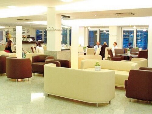 Венская клиника (AKH)