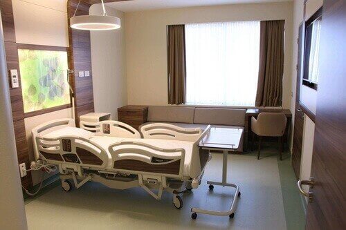 Университетская клиника Окан