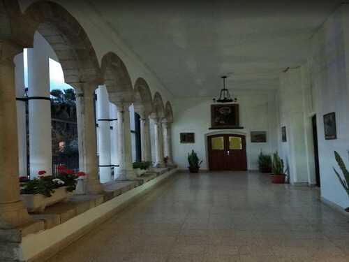 Госпиталь Святого Семейства